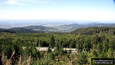 Schwarzwaldhochstraße in Richtung Vogesen